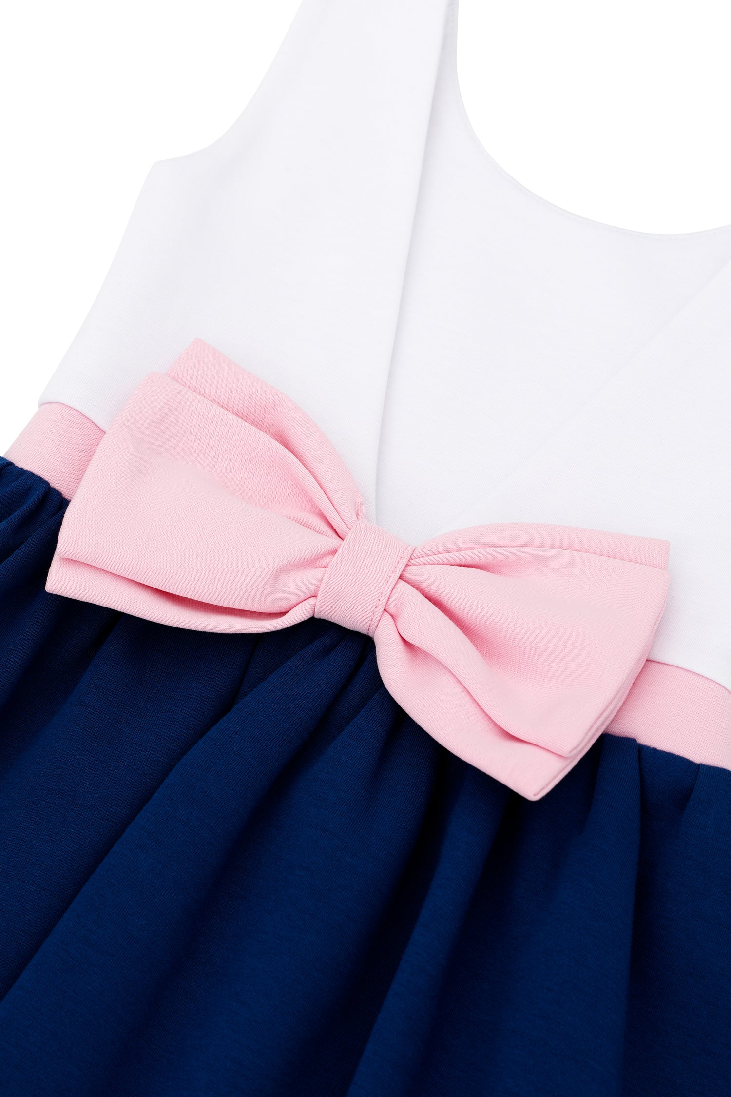 Arkası kurdelalı elbise