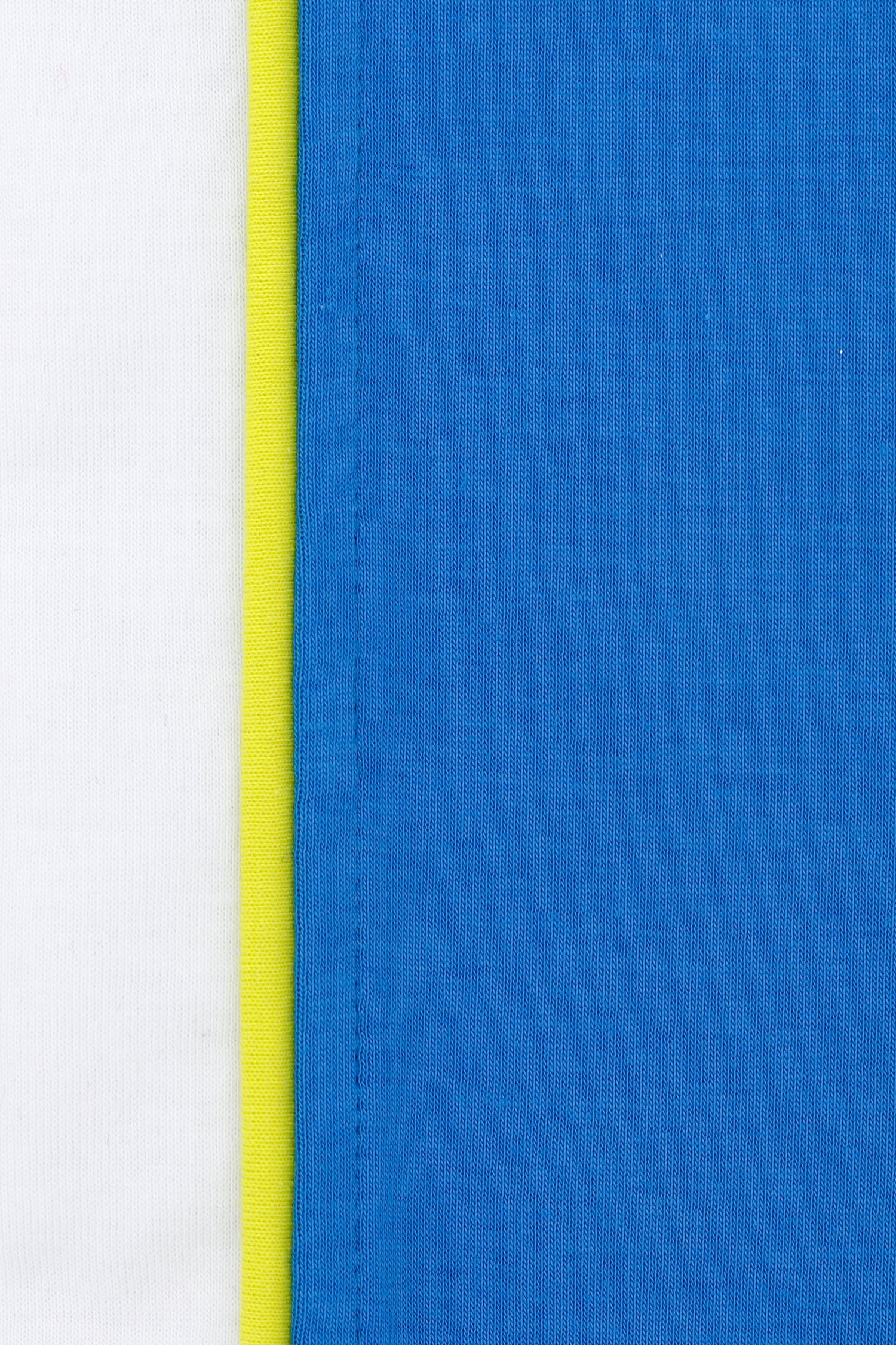 Erkek çocuk polo yaka t-sihrt – Milky Wlky dikiş detayı (yakın çekim 2. görsel).