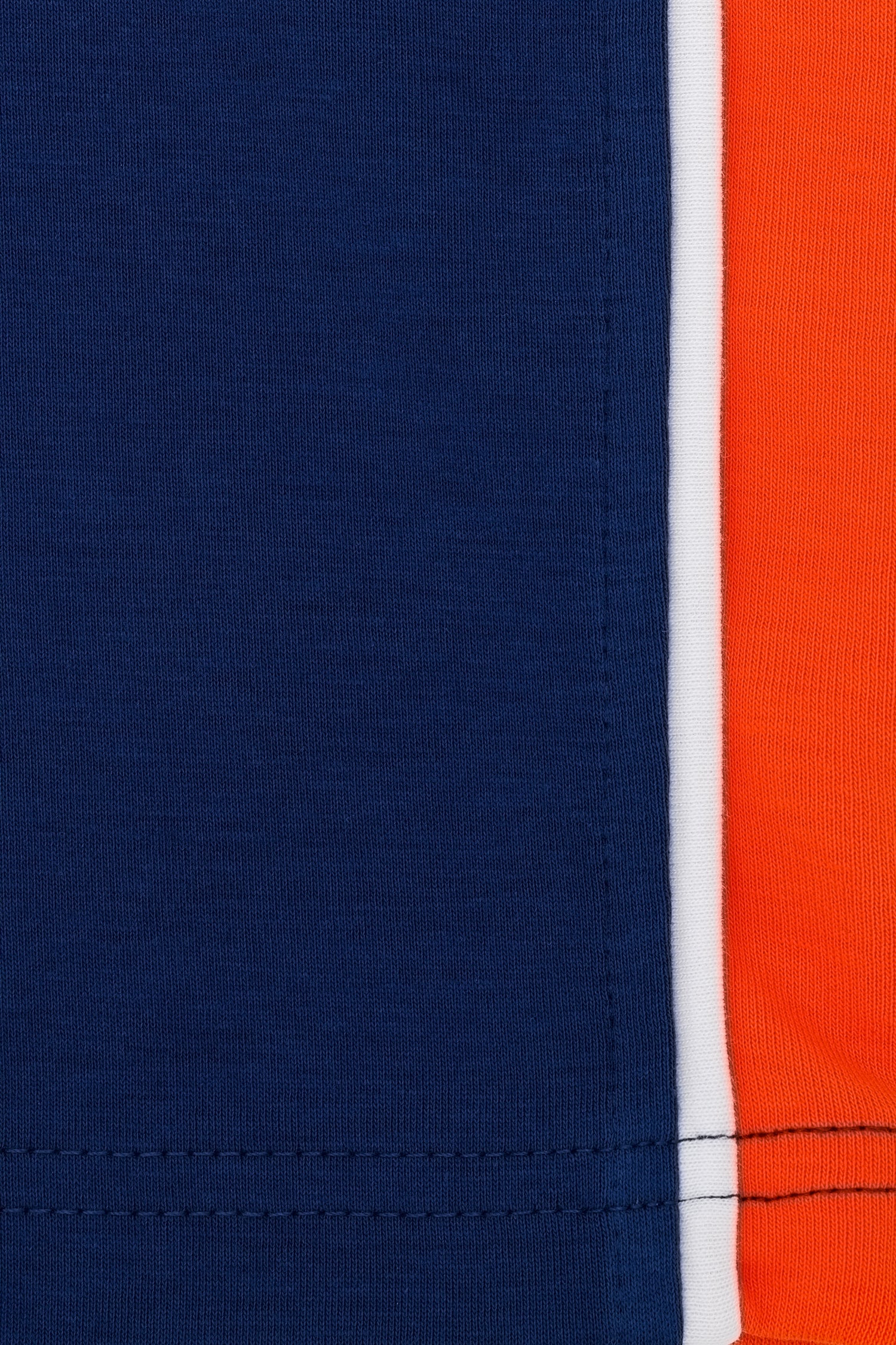 Polo yaka kenar biyeli t-shirt